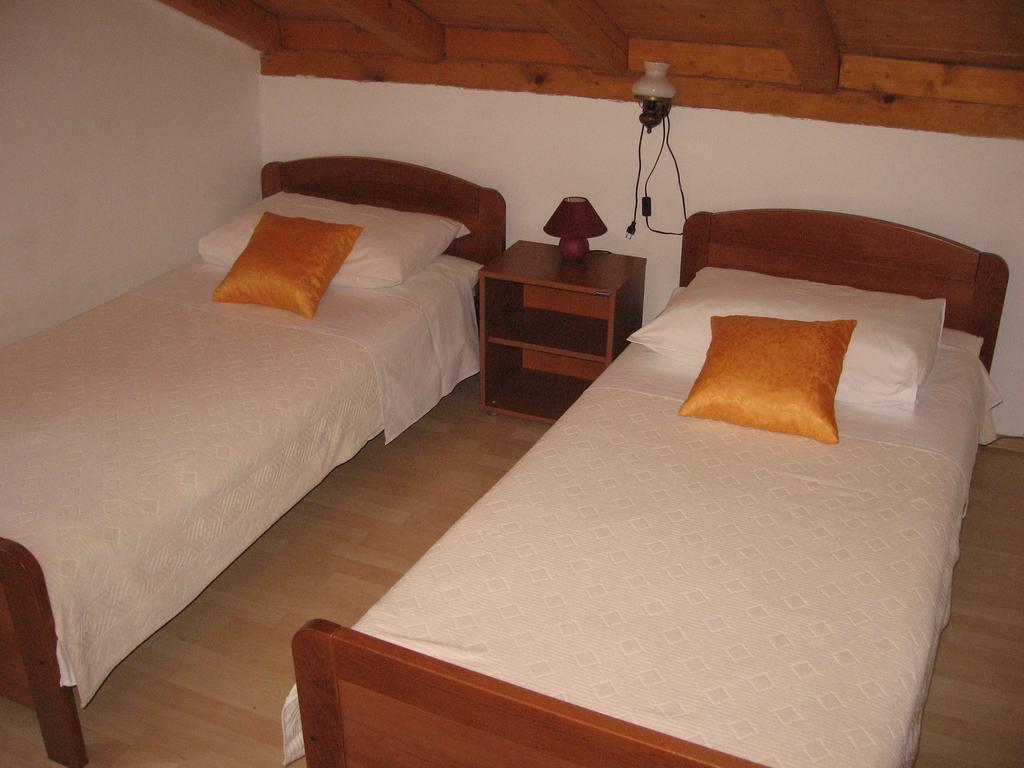 Apartments Darinka Skradin Buitenkant foto