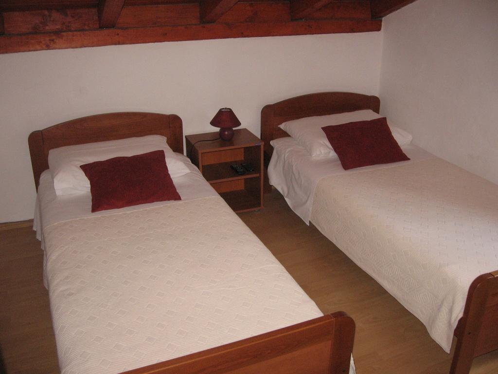 Apartments Darinka Skradin Buitenkant foto